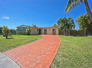19530 SW 97th Pl, Cutler Bay, FL 33157