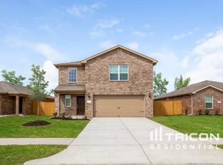 836 Painted Bison Dr, La Marque, TX 77568