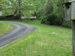 603 E Rolling Hills Rd, Princeton, IN 47670