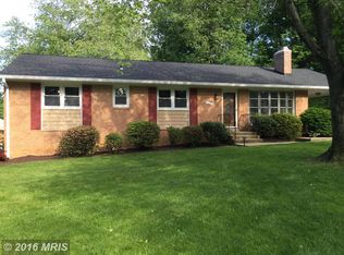 5205 Lindsay St, Fairfax, VA 22032