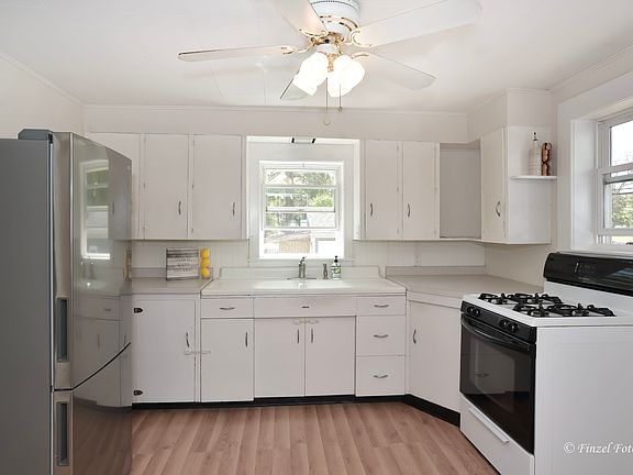 5th image of 514 Amsterdam St