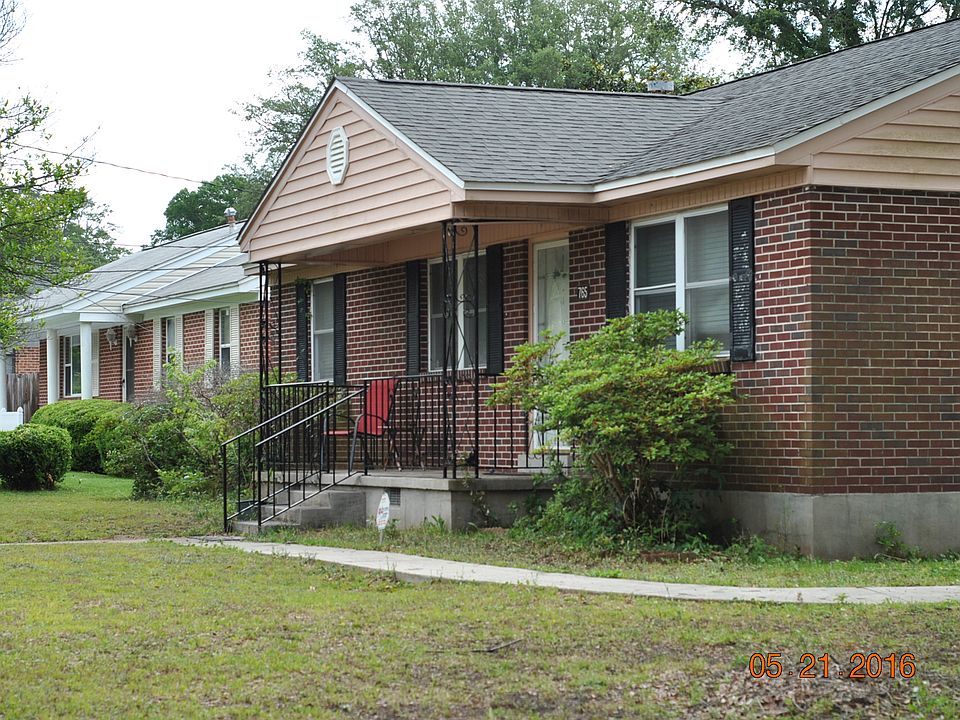 1st image of 765 Berkley Dr