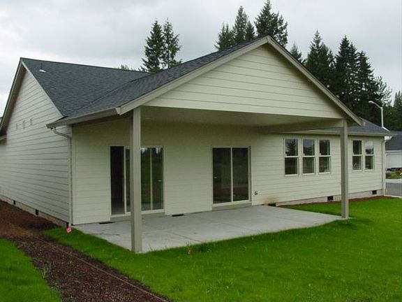 covered rear patio