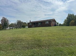 552 Pea Ridge Rd, Chestnut Mound, TN 38552