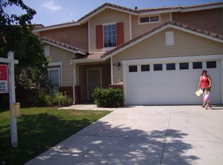 8832 Dahlia Dr, Corona, CA 92883