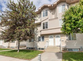 Paradise Village, Edmonton, AB T6L 7G8