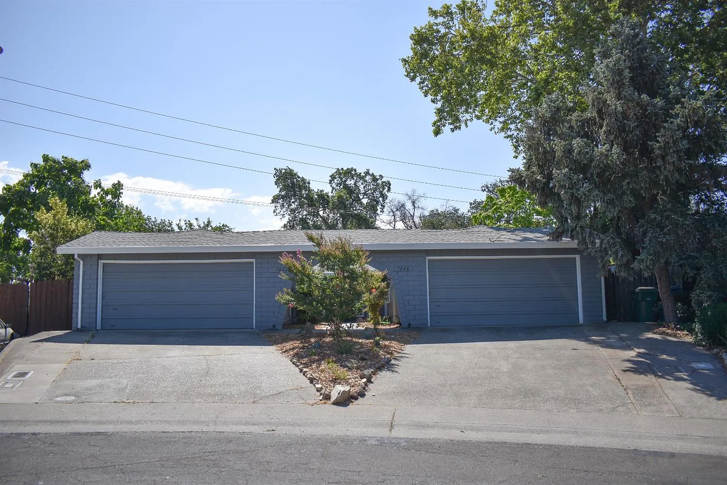 7048 Indigo Ct photo 1