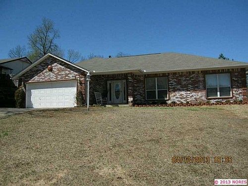 1st image of 1398 Forest Ln