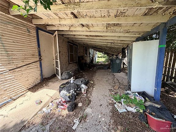 5th image of 1216 W Kika De La Garza St