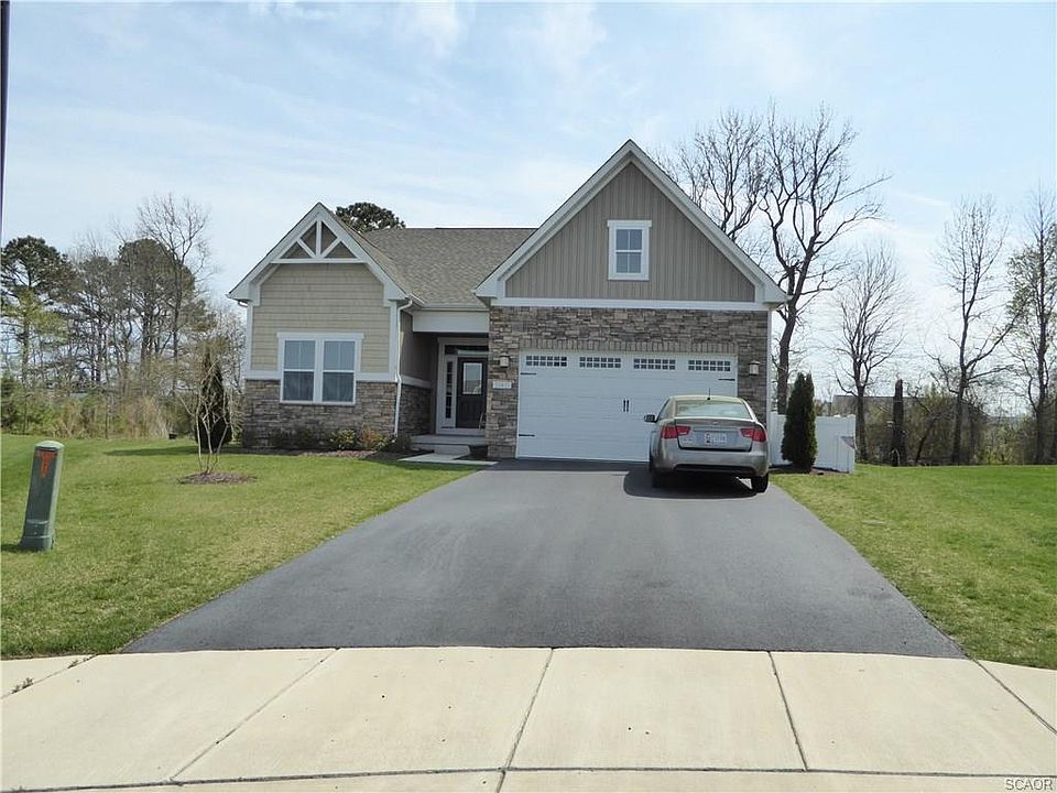 1st image of 32471 Killdeer Dr