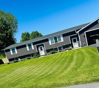 40 Smith St, Rouses Point, NY, 12979