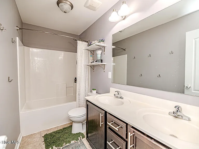 113 Sedgewood Ct — Photo 38