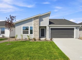 107 N Tideberry Ave, Kuna, ID 83634