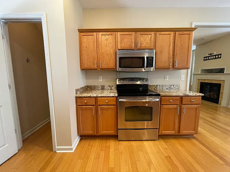 1459 Down River Dr — Photo 11
