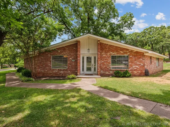 1730 SE Moonlight Dr, Bartlesville, OK 74006