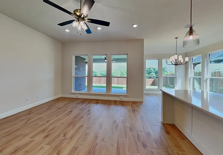 8209 Crystal Lagoon Way — Photo 2