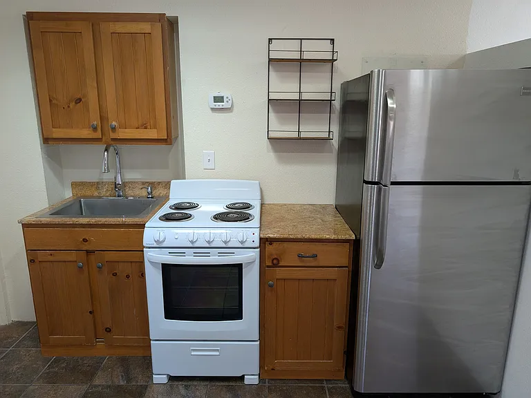1404 Taos St #A — Photo 14