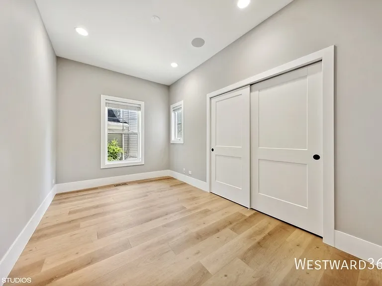 240 S Brainard Ave #2 — Photo 7