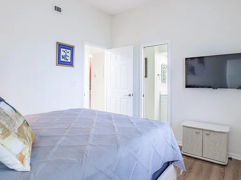 7460 La Paz Blvd #208 — Photo 17