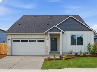 589 E Cleveland St, Carlton, OR 97111