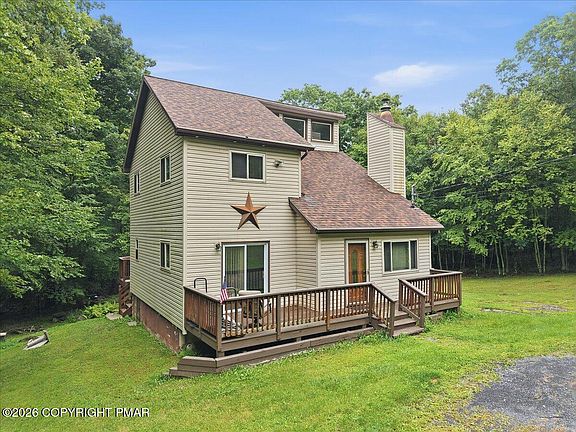 3rd image of 1090 Coolbaugh Rd