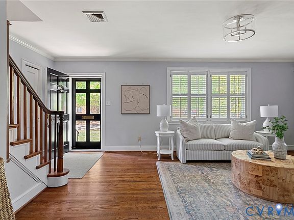4th image of 3924 Park Ave