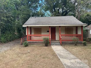 2420 Dundeen St, Charlotte, NC 28216