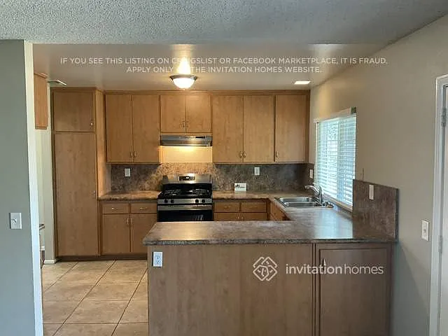 5055 Citadel Ave — Photo 4