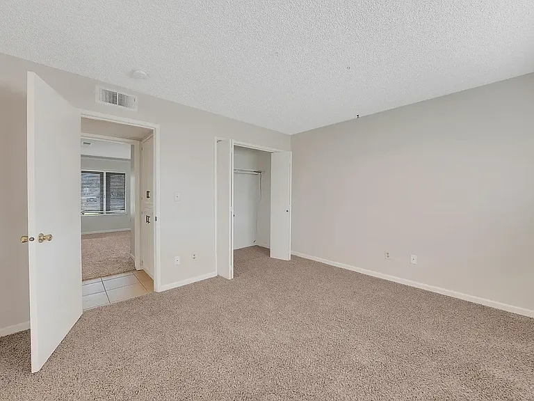 2297 N Polk St — Photo 21