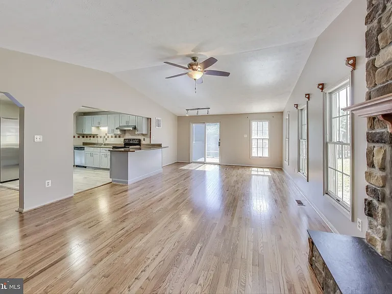 9217 Briarchip St — Photo 14