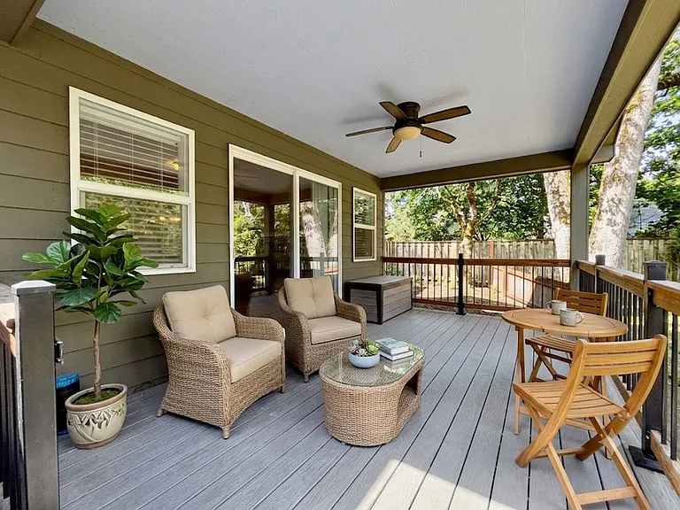 17147 Warren Ct — Photo 41