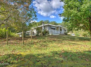 283 Tompkins Rd, Robbins, TN 37852