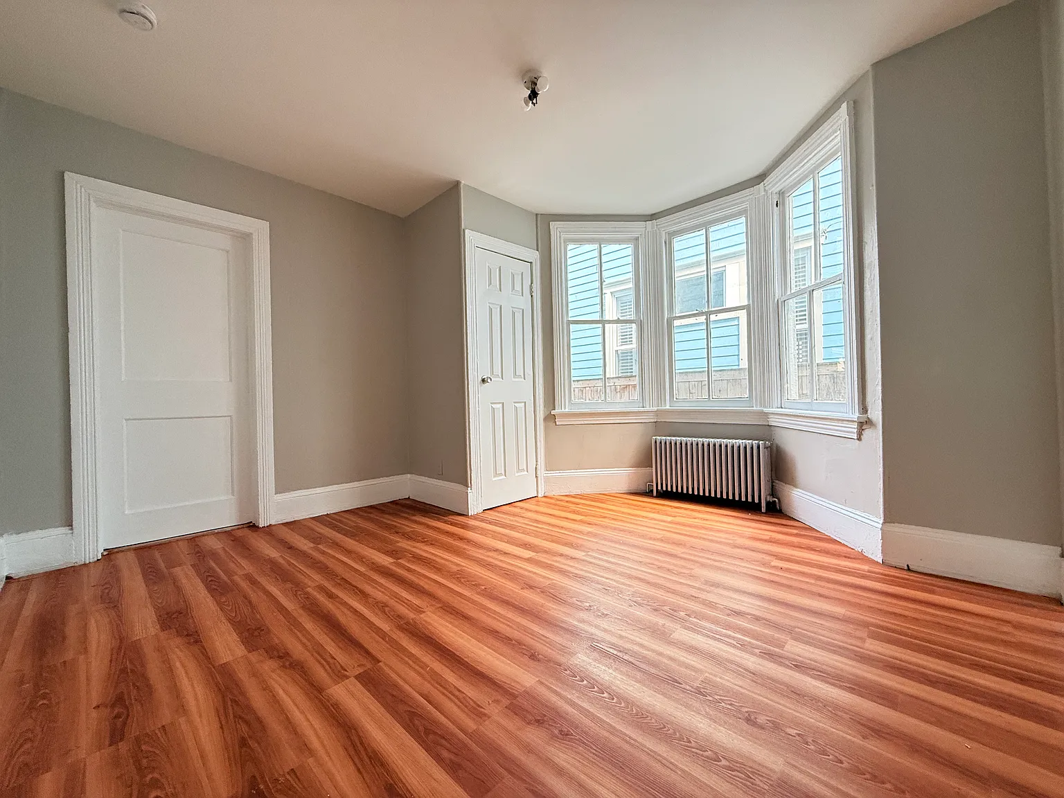 2 bed, 1000 sqft, $2,650 — Photo 4