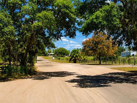 5th image of LAKE ANDREA RD