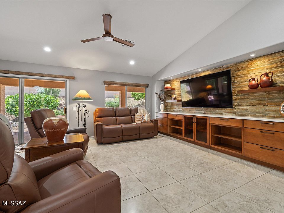 1st image of 37318 S Vista Park Dr