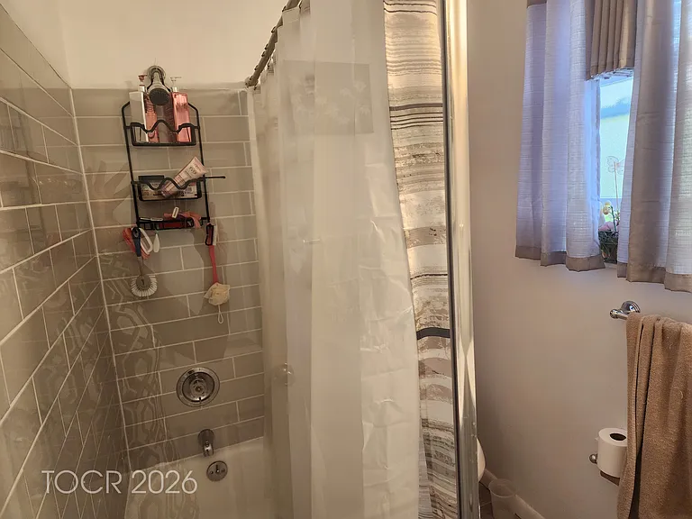 61 E Main St #6 — Photo 10