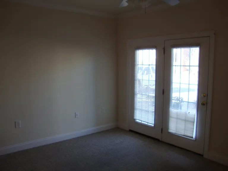 2065 Silvercrest Dr #6A — Photo 5