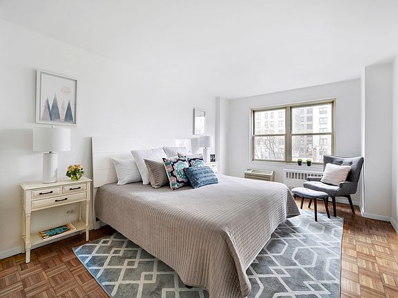 5th image of 1197 Park Ave #6C