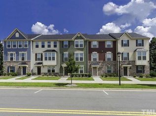 1071 Branch Line Ln, Apex, NC 27502