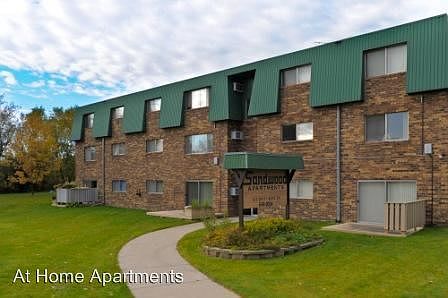 4th image of 815 Driftwood Dr APT 01