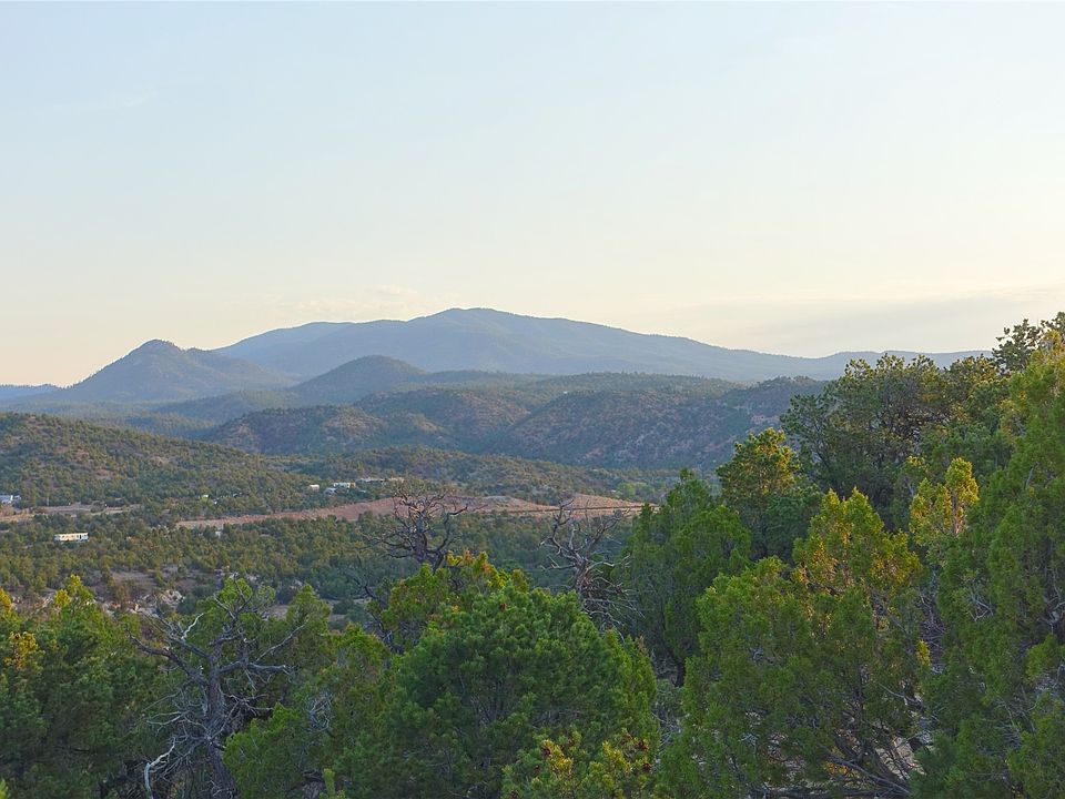 2nd image of 16 End Of The Trail Rd