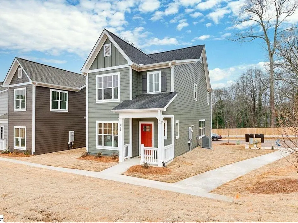 134 Lilia Hill Cir