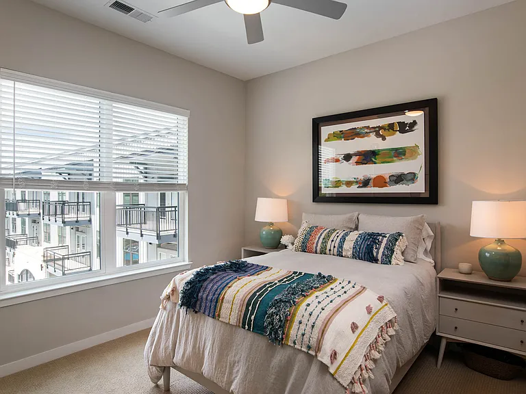 One Riverside Apartments — Photo 10