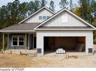 80 Glen Bend Ct, Spring Lake, NC 28390