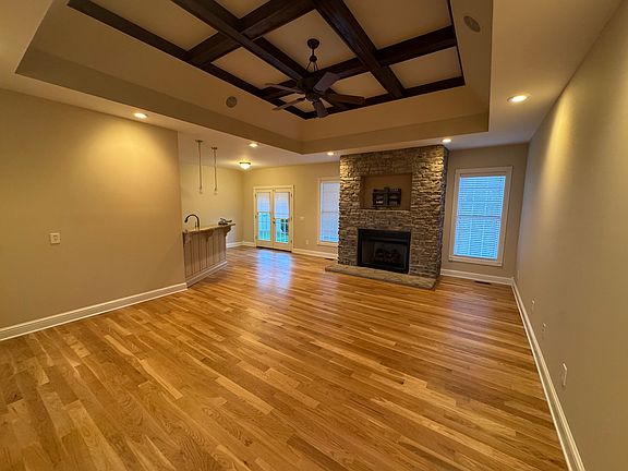 2nd image of 1731 Bellshire Way