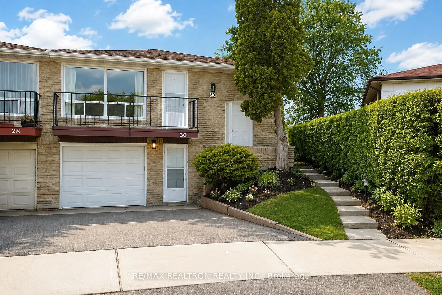 3 bed, $3,200 — Photo 1