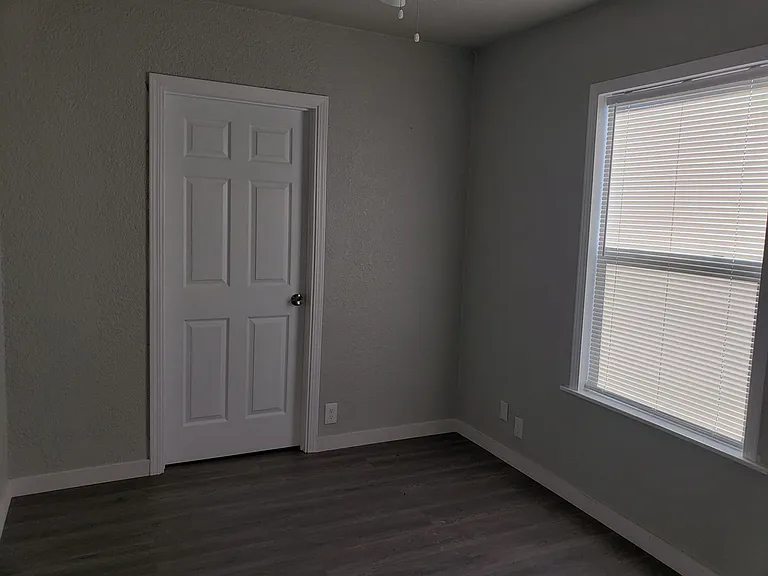 1033 West St — Photo 7