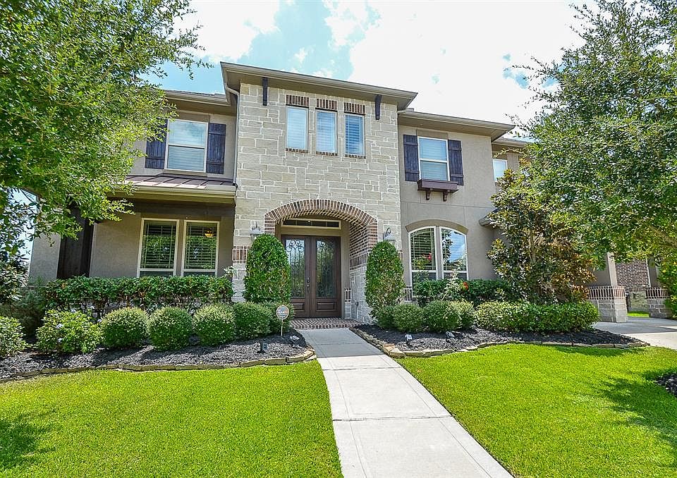 1st image of 23615 Certosa Dr