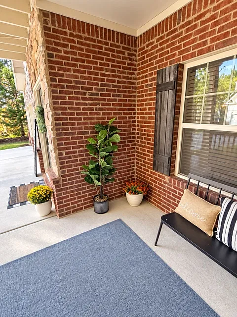 5018 Groover Drive SE — Photo 2