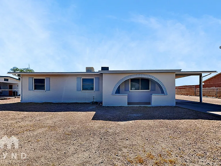 10716 N Arapaho Dr — Photo 1
